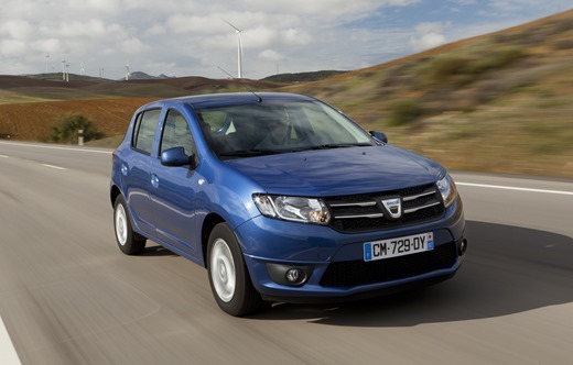 Dacia-Sandero-Automatic-2016